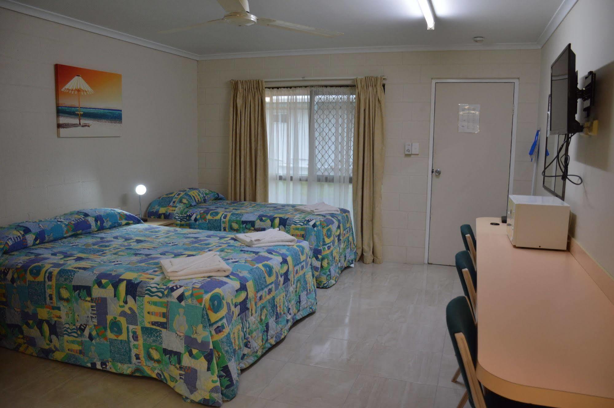 Rover Holiday Units Mackay Exterior photo
