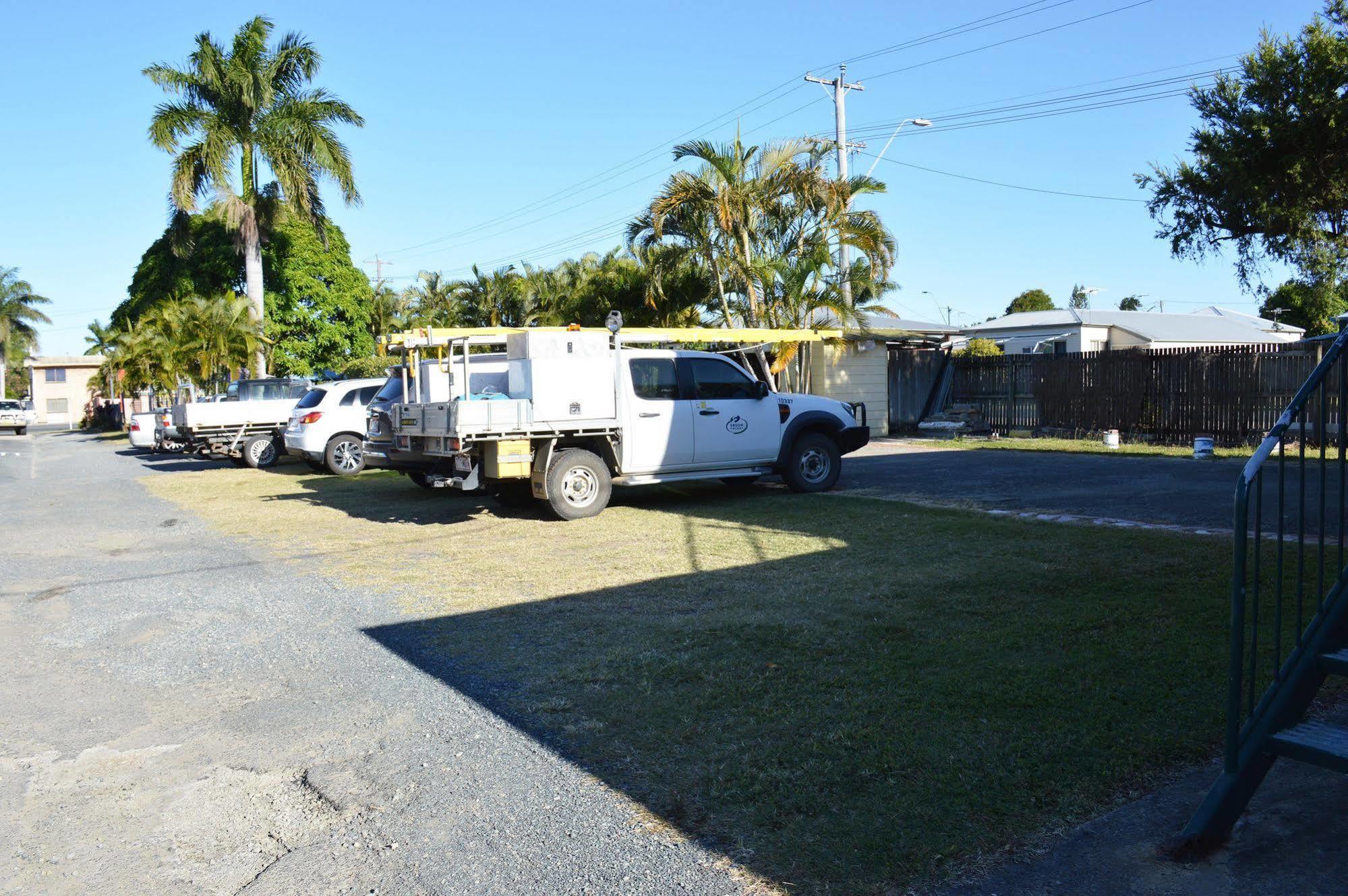 Rover Holiday Units Mackay Exterior photo